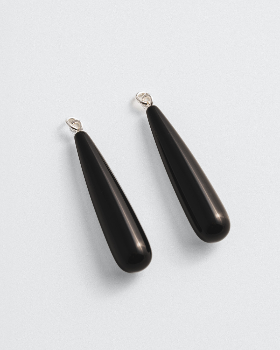 Veste d'oreille Onyx seule