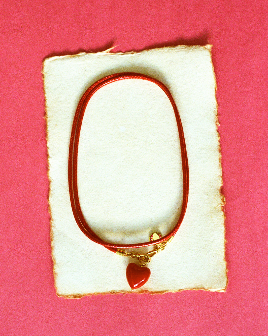 Collier en cordon rouge