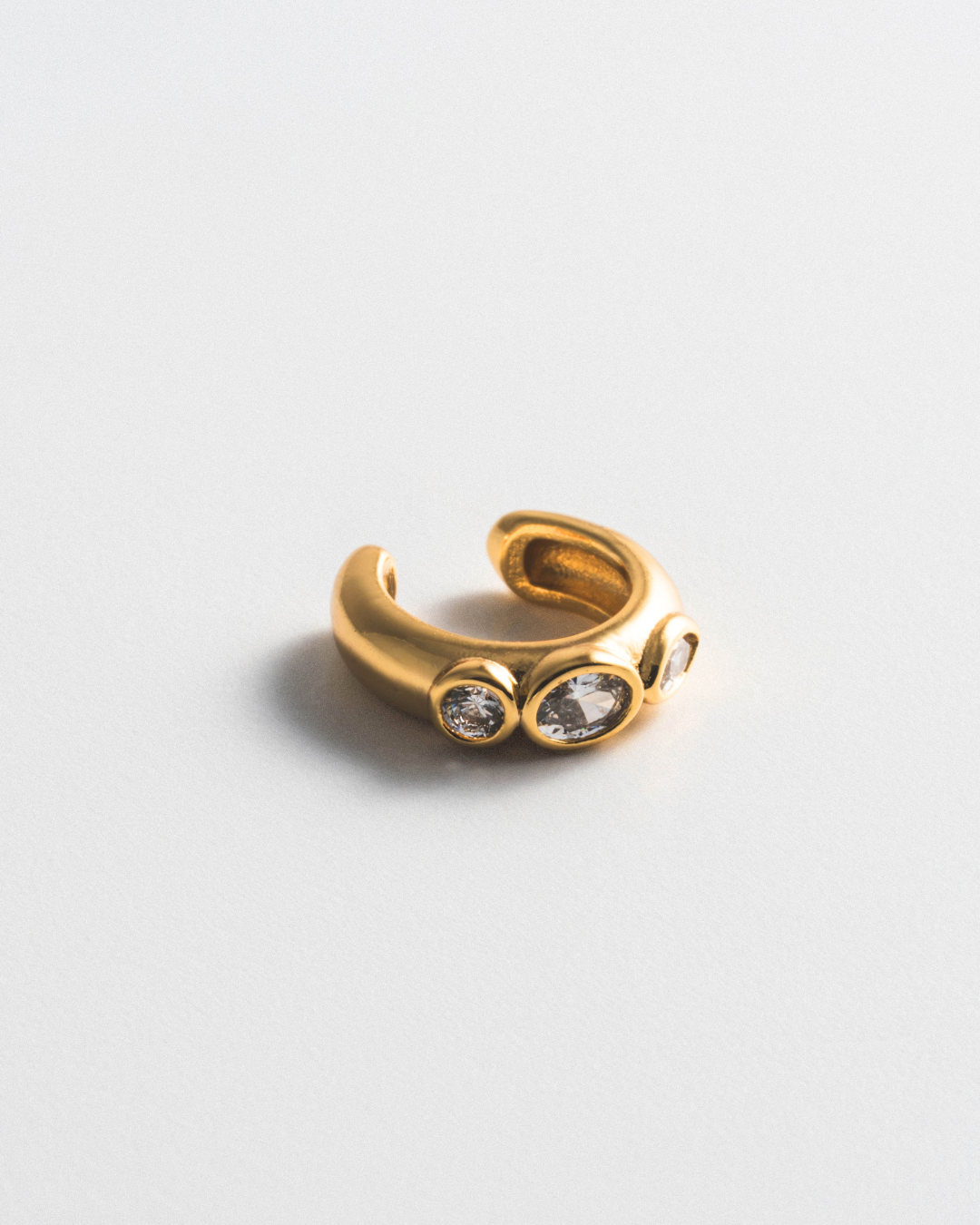 KG Bezel Ear Cuff