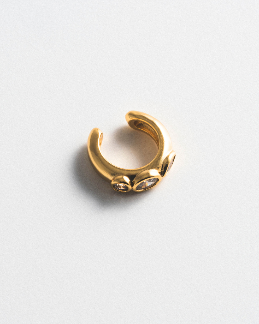 KG Bezel Ear Cuff