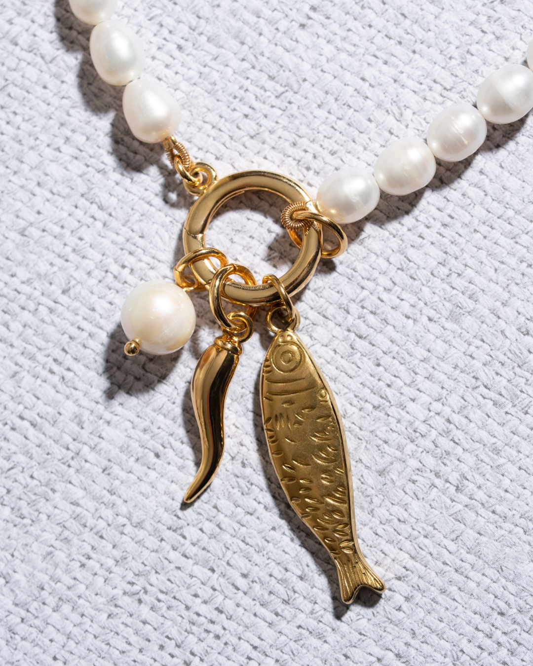 Pisces Charm - Gold