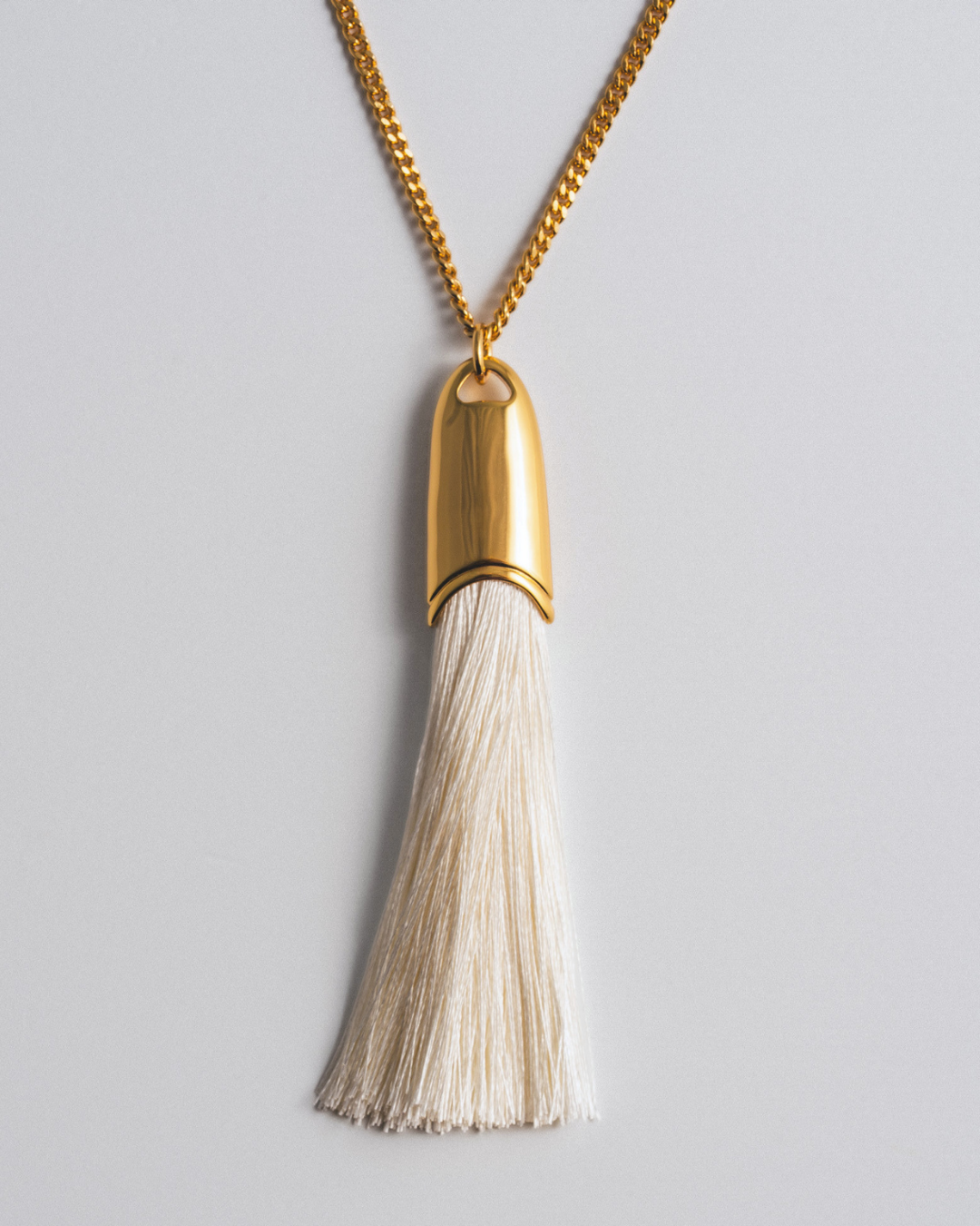 Loulou Necklace - White