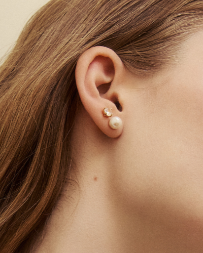 Solitaire Studs - Gold