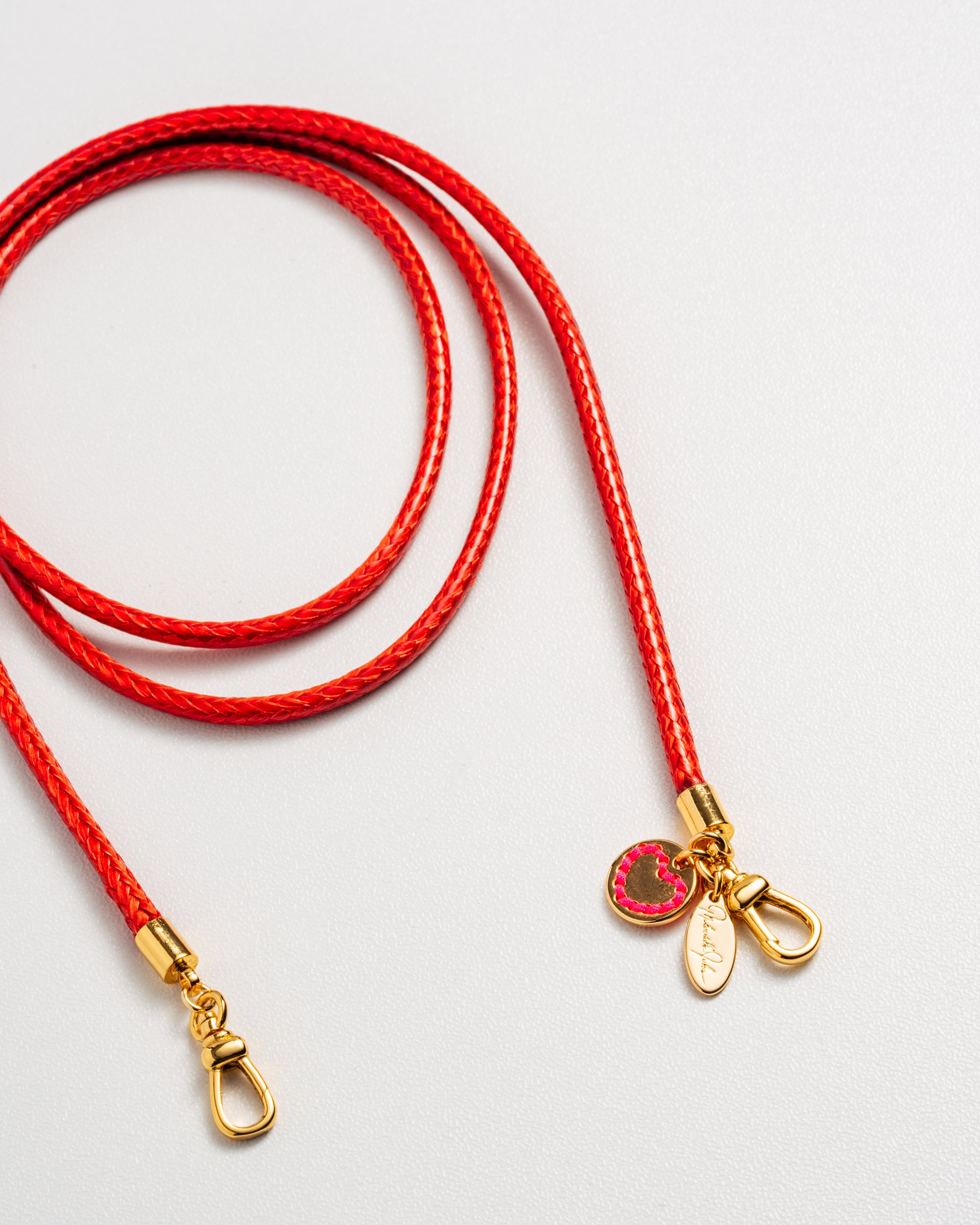 Collier en cordon rouge