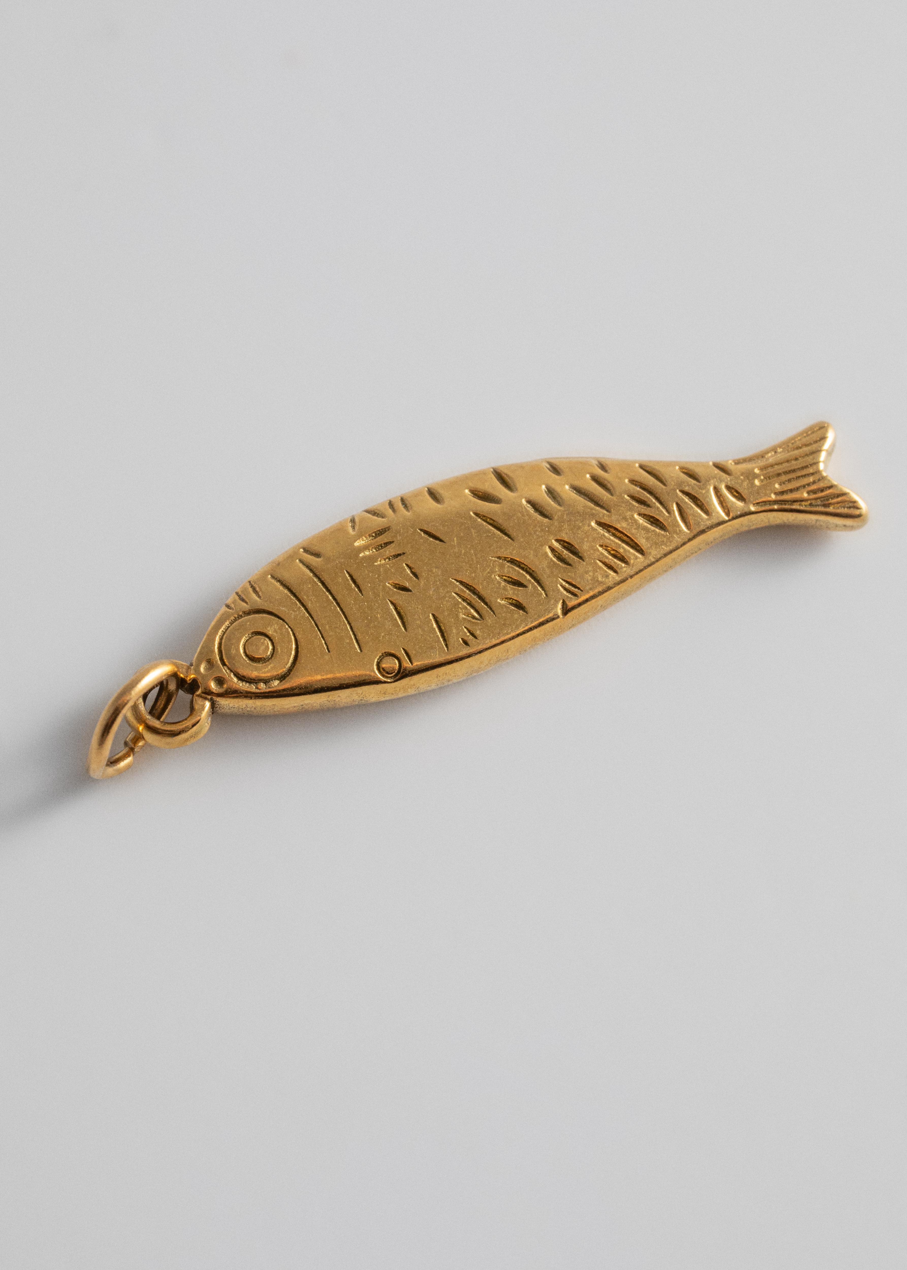 Pisces Charm - Gold