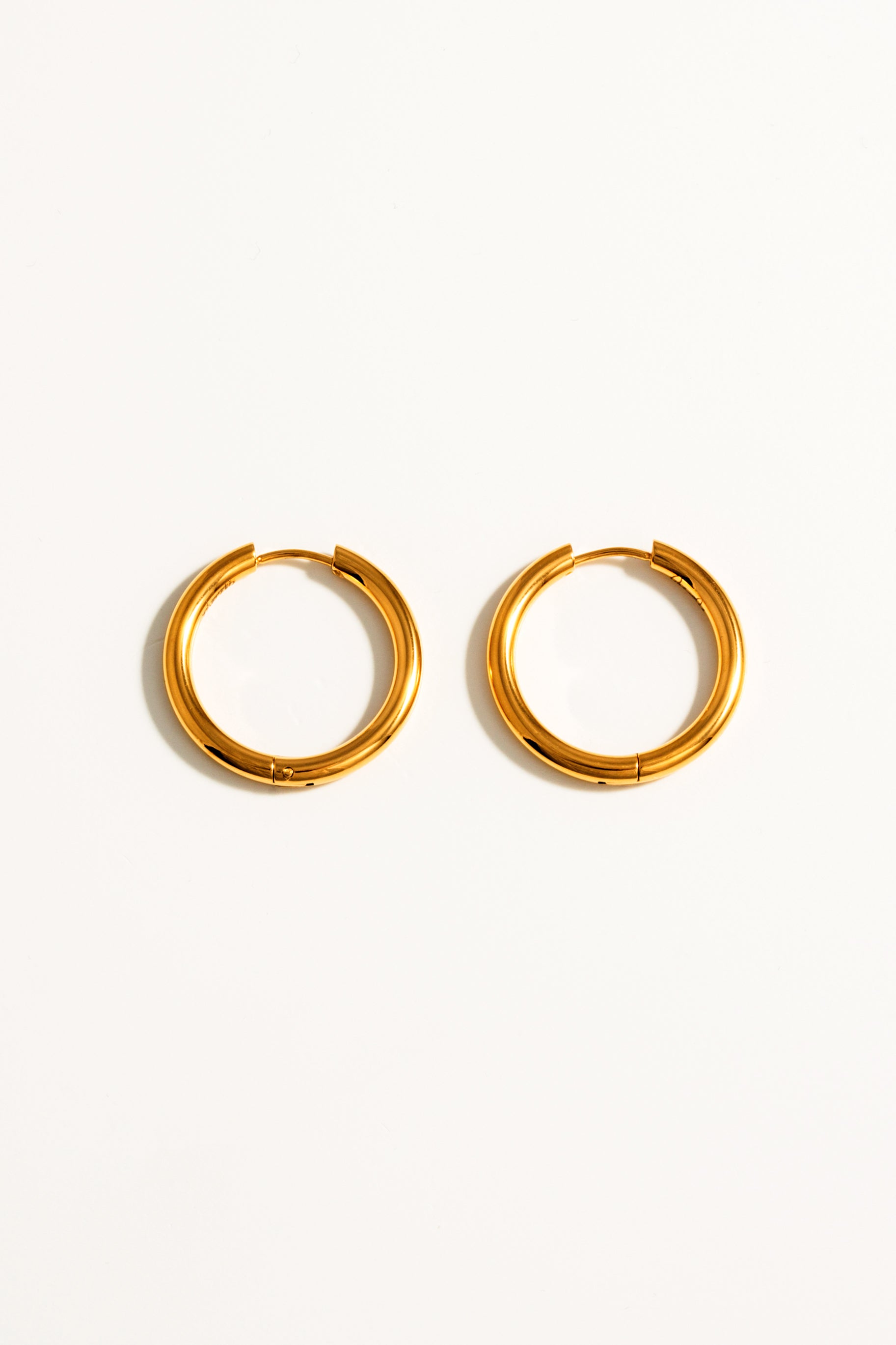 Patricia Hoops - Gold