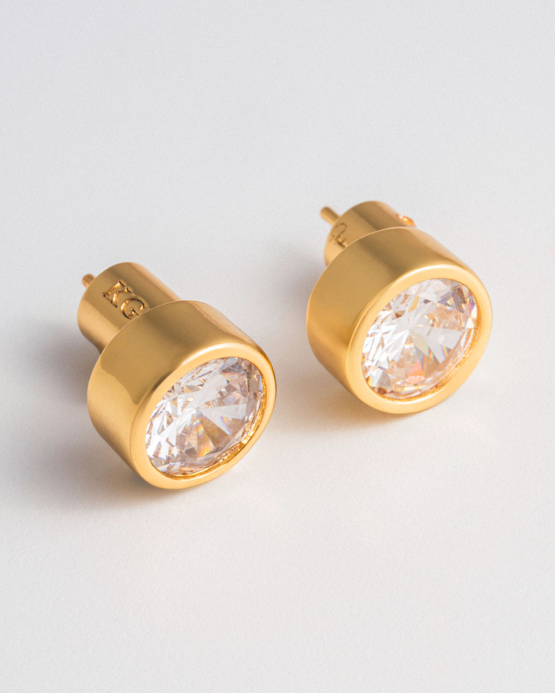 KG Bezel Studs