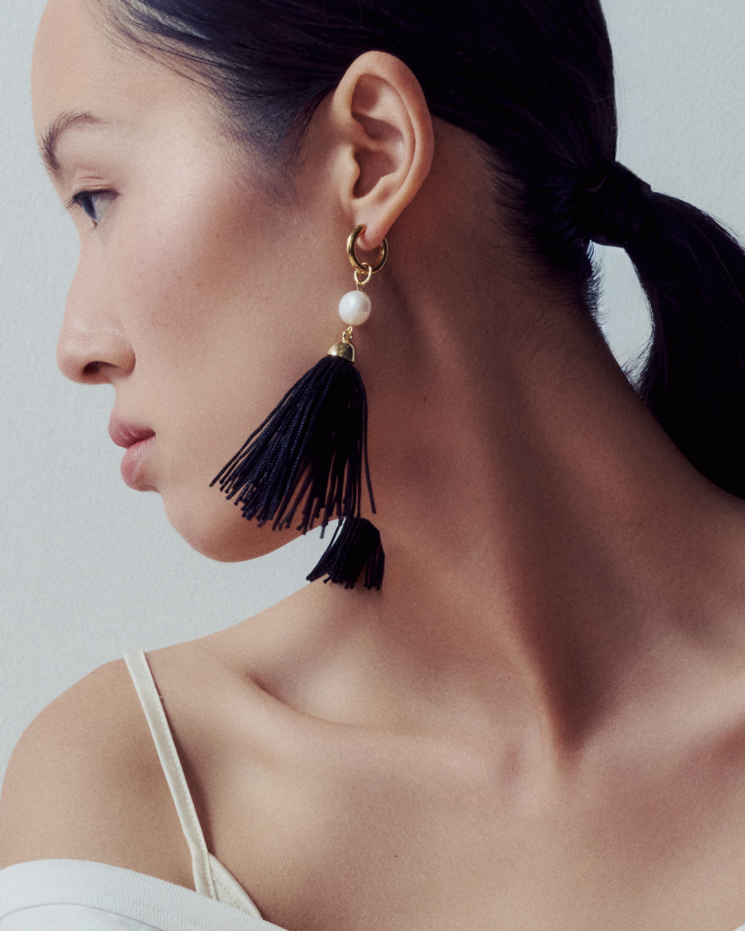 Pearl Whisper Earrings - Gold