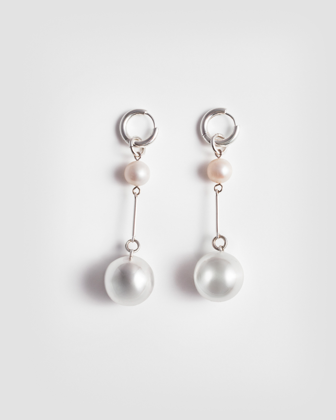 AG Pearl Earrings