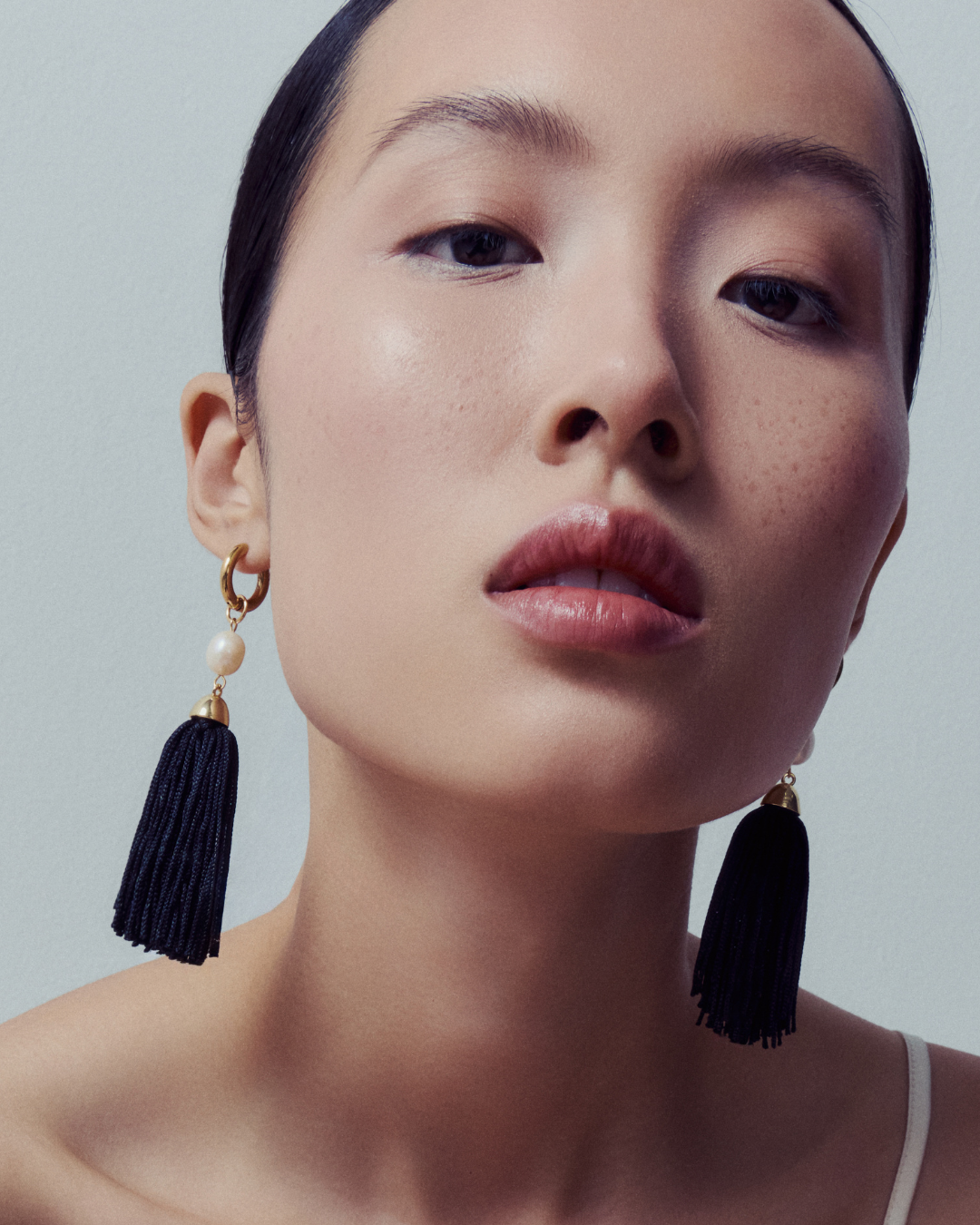 Pearl Whisper Earrings - Gold