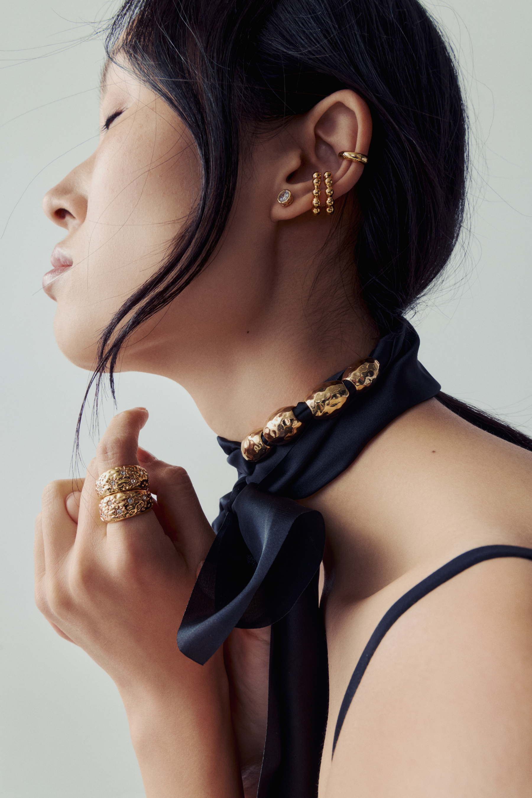 Bezel Studs - Gold