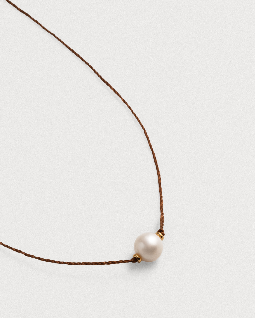 Lucky Thread Necklace - Brown