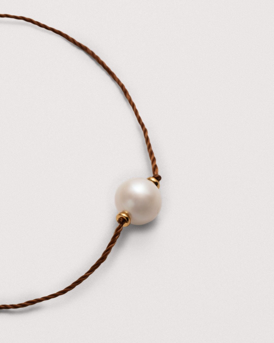 Lucky Thread Necklace - Brown