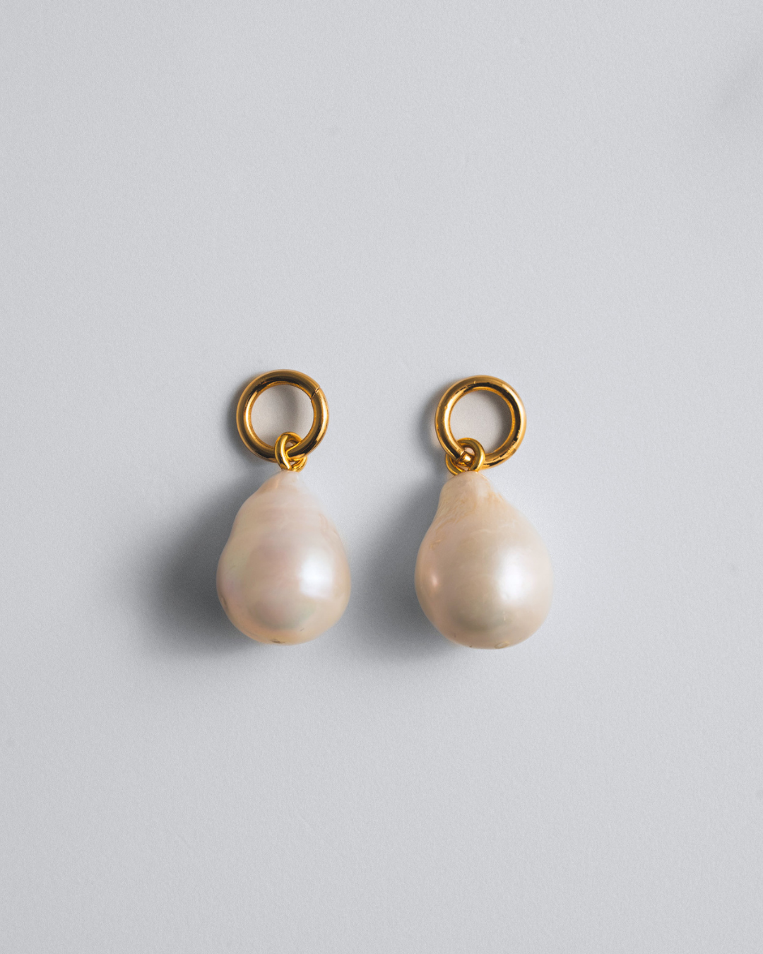 Perla Ear Jacket