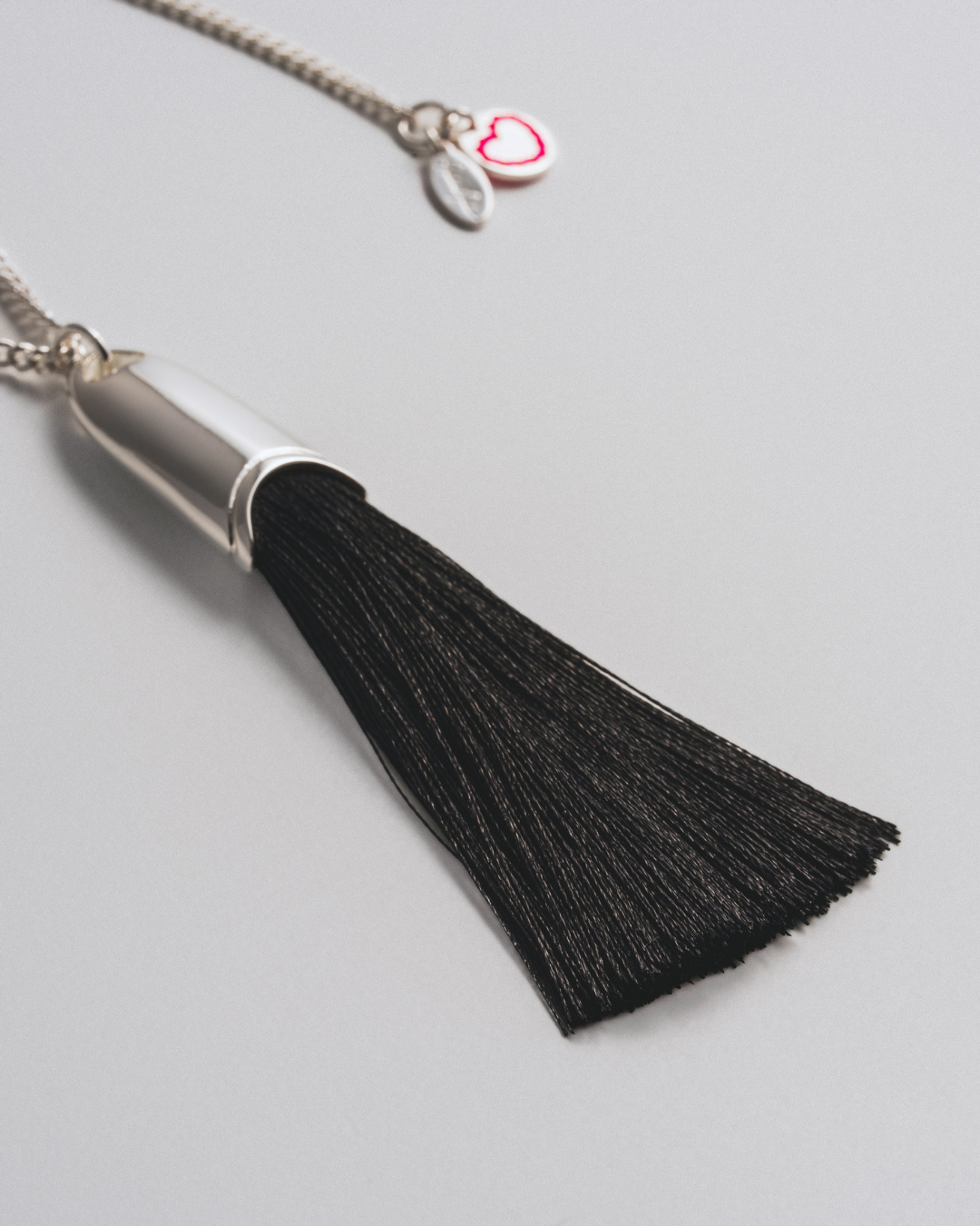 Loulou Necklace - Black