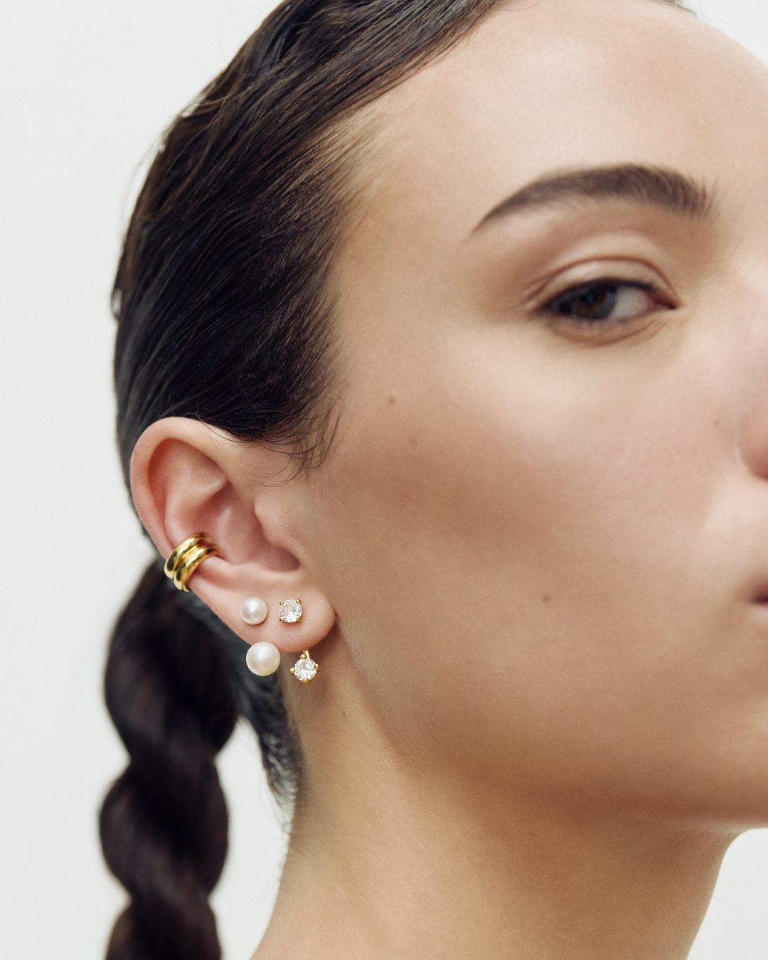Mini Pearl Stud & Ear Jacket - Gold