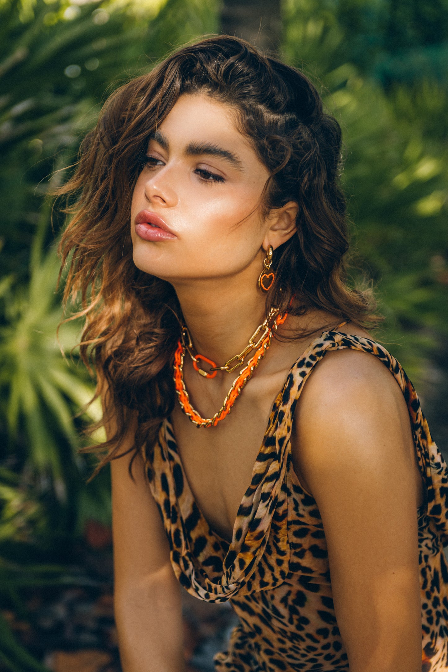 Collier Neva avec fermoir orange 