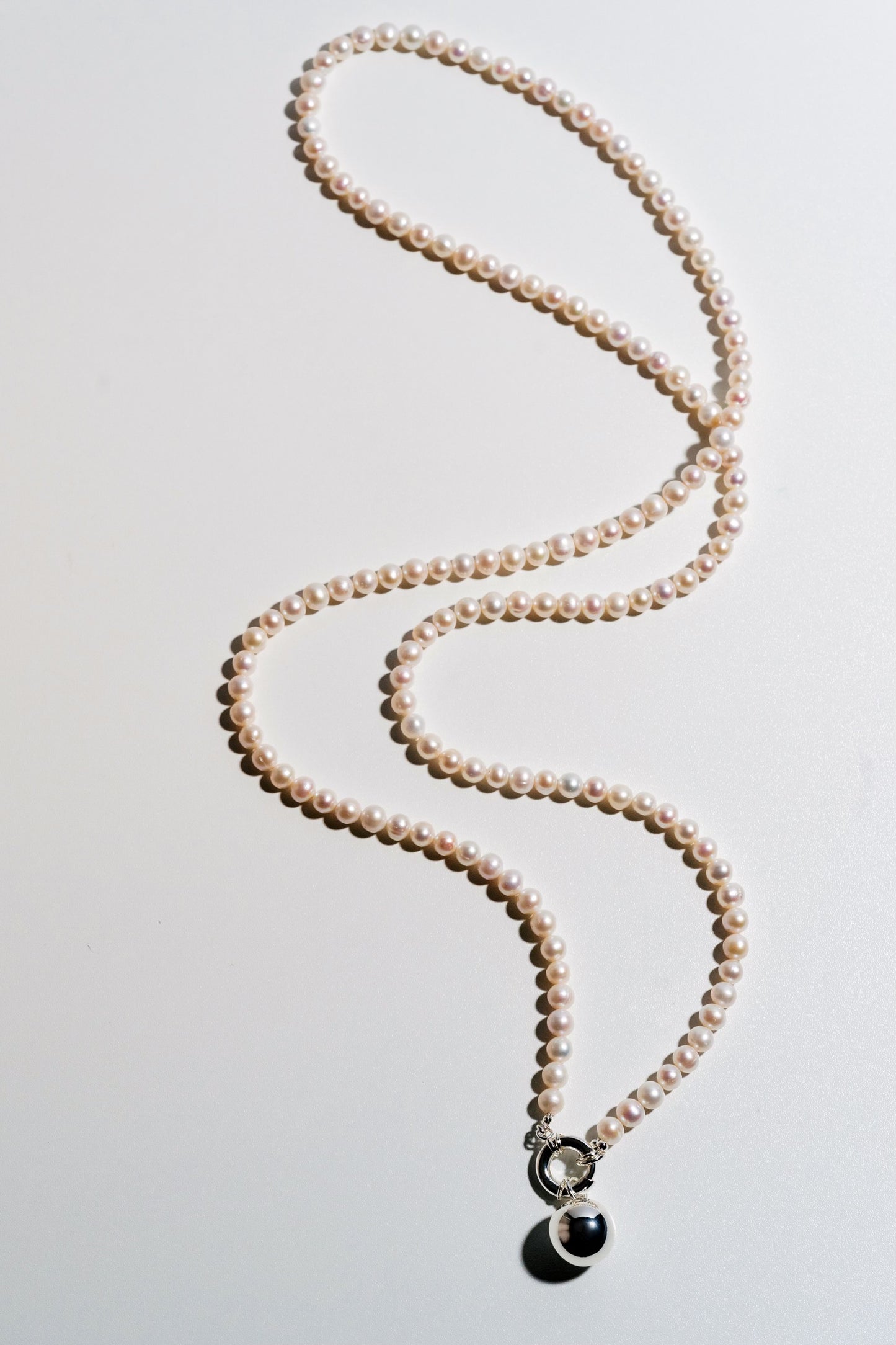 Around The Pearl Cross Body Chain