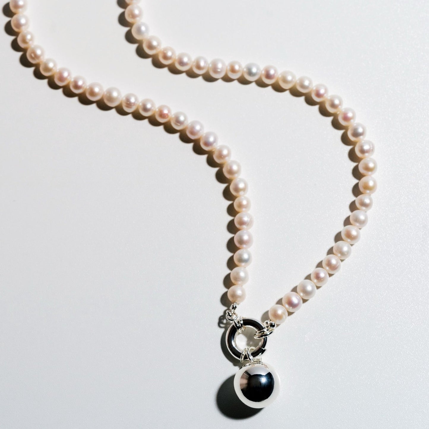 Around The Pearl Cross Body Chain