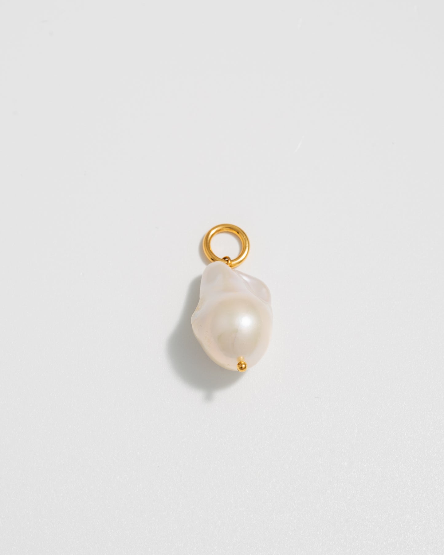 Baroque Pearl Charm - Gold