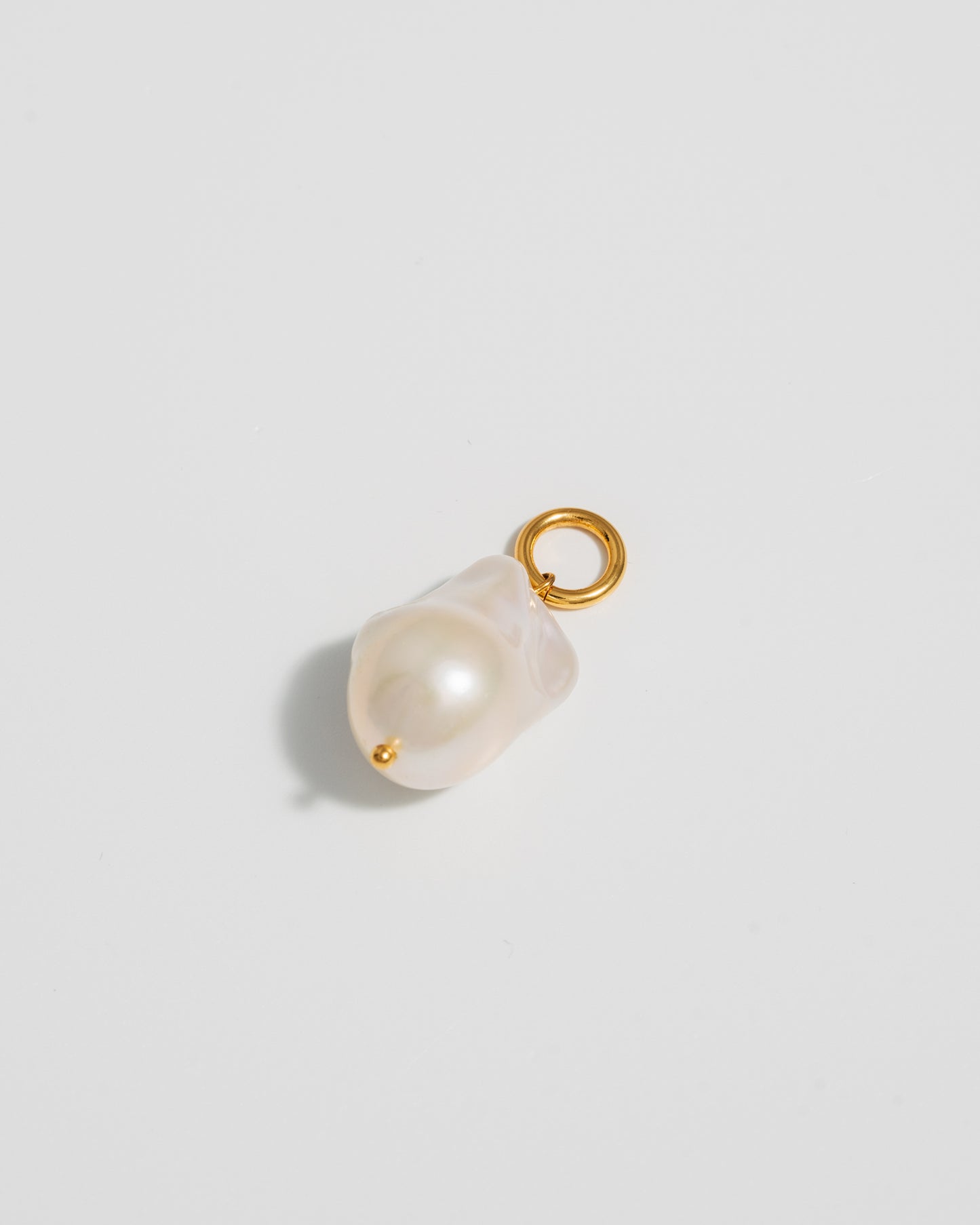 Baroque Pearl Charm - Gold