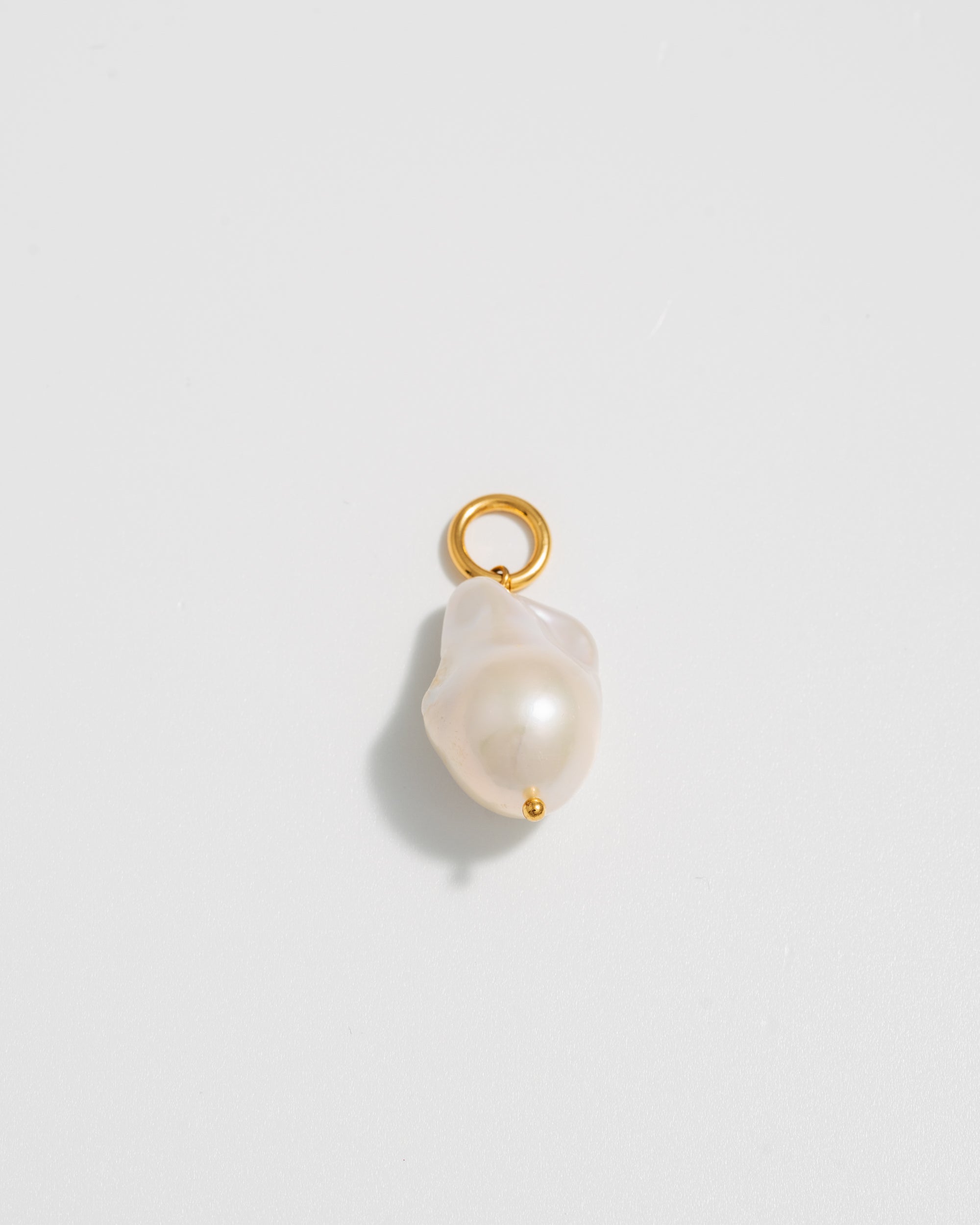 Baroque Pearl Charm - Gold