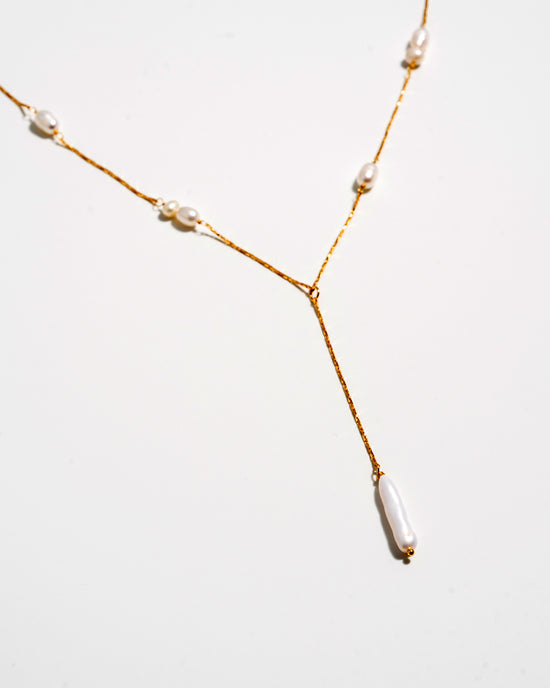 Lariat Calla
