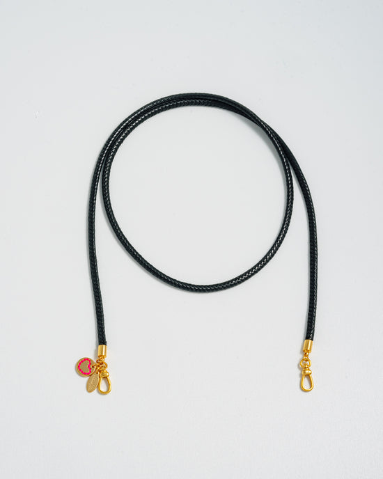 Collier en cordon noir