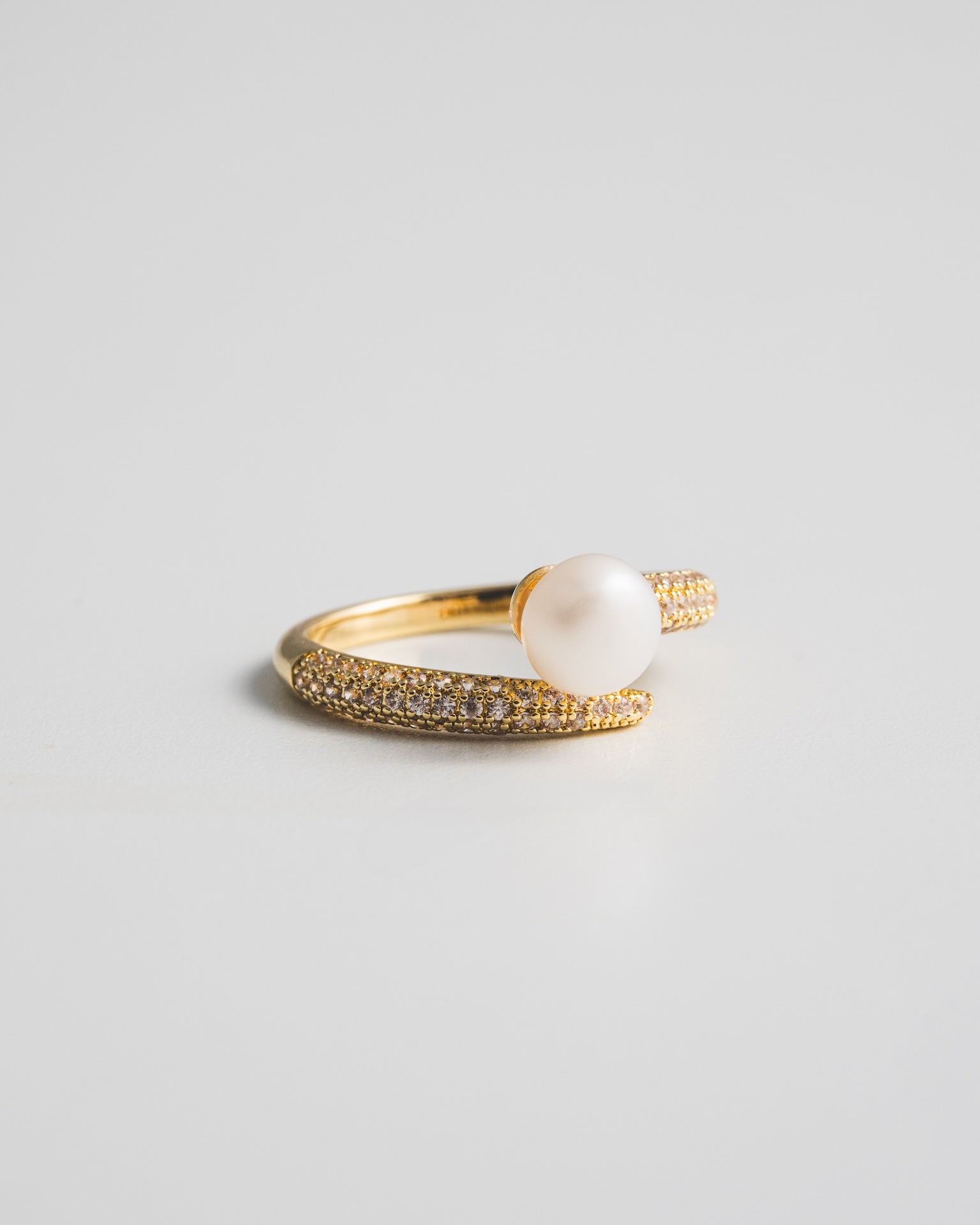Pearly Ring - Gold