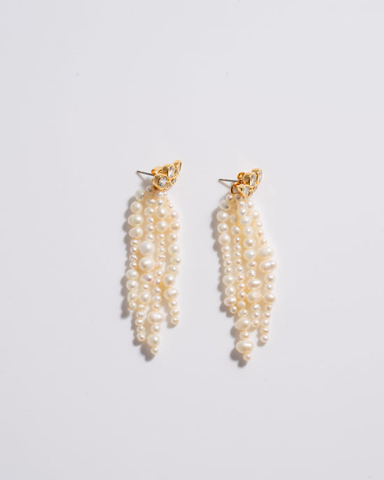 Load image into Gallery viewer, Pearl Tassel Ear Jacket
