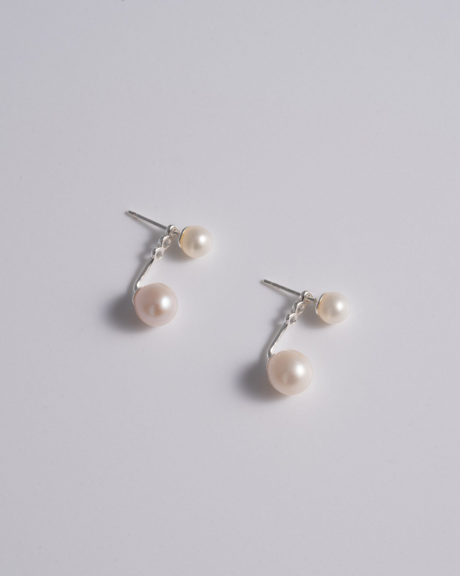 Mini Pearl Stud & Ear Jacket - Silver