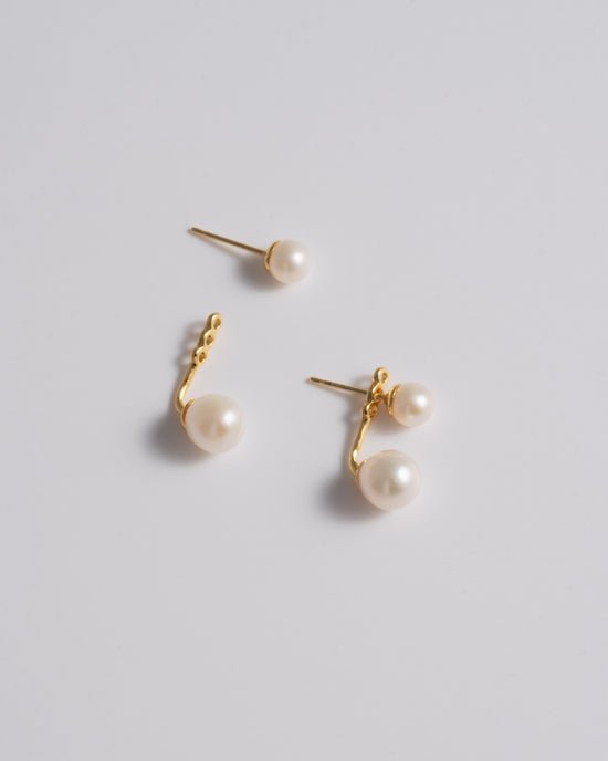 Load image into Gallery viewer, Mini Pearl Stud &amp;amp; Ear Jacket - Gold

