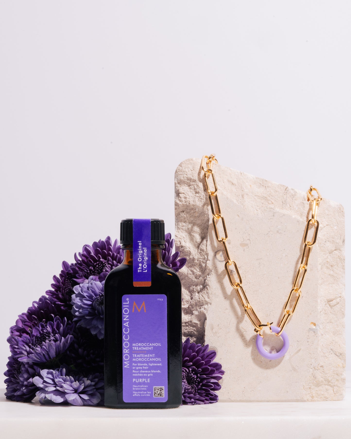 Lev Necklace with Lilac Clasp