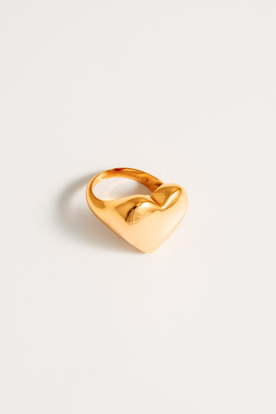 Load image into Gallery viewer, Heart on my Sleeve Ring - Gold

