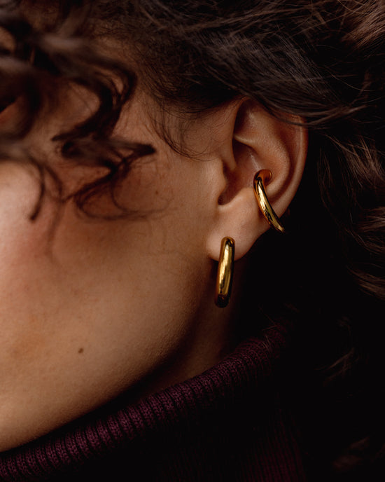 Load image into Gallery viewer, Jess Hoop- Gold
