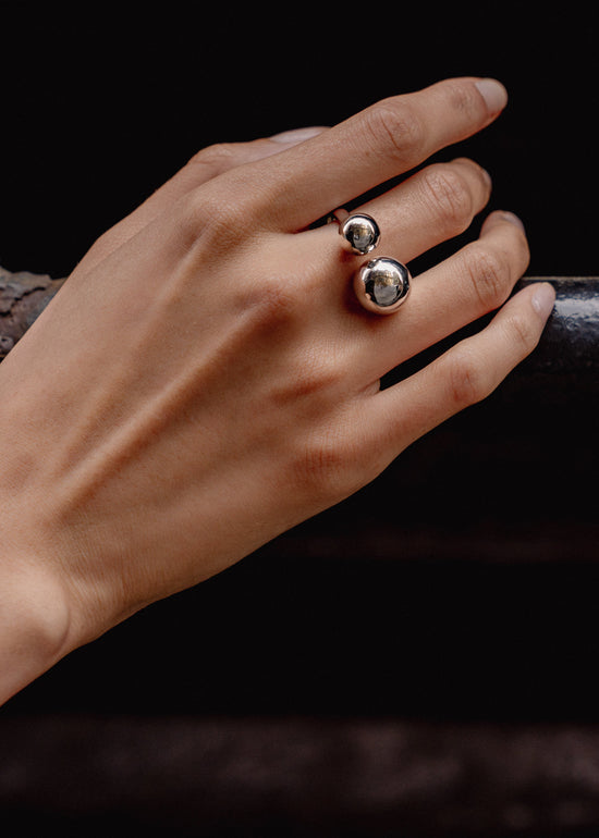 Load image into Gallery viewer, AG Ring - Silver
