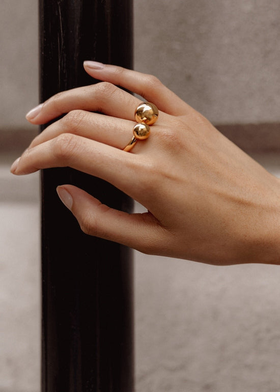 Load image into Gallery viewer, AU Ring - Gold
