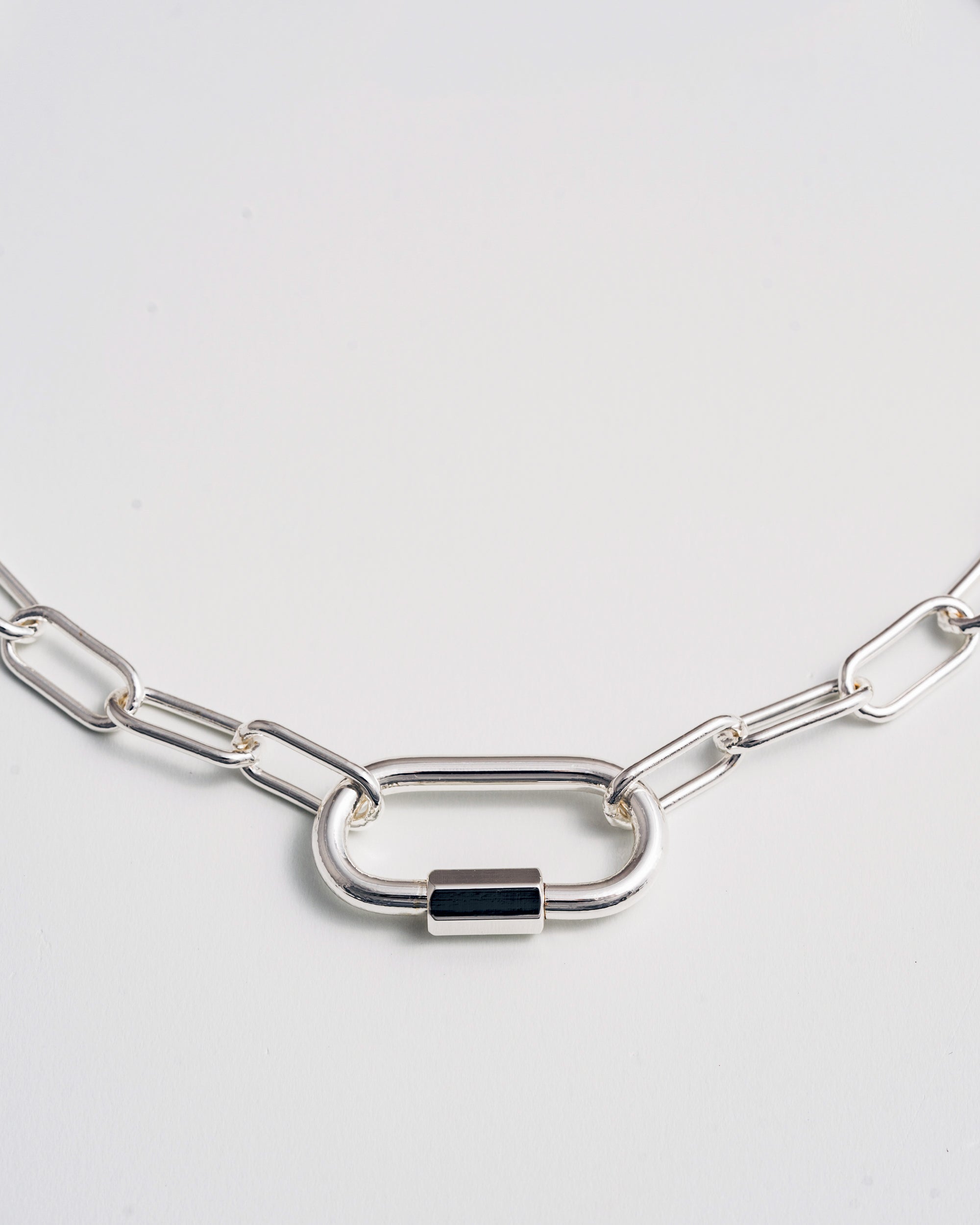 Lev Necklace Silver