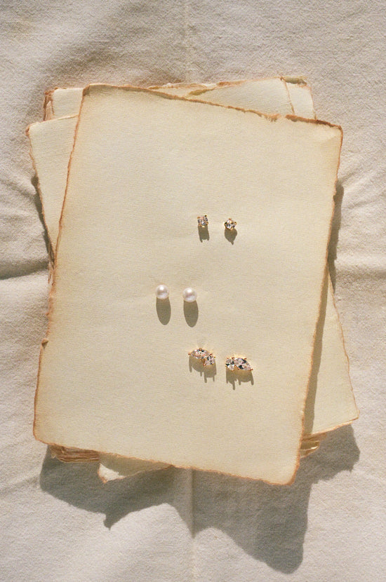 Pearl Studs - Gold