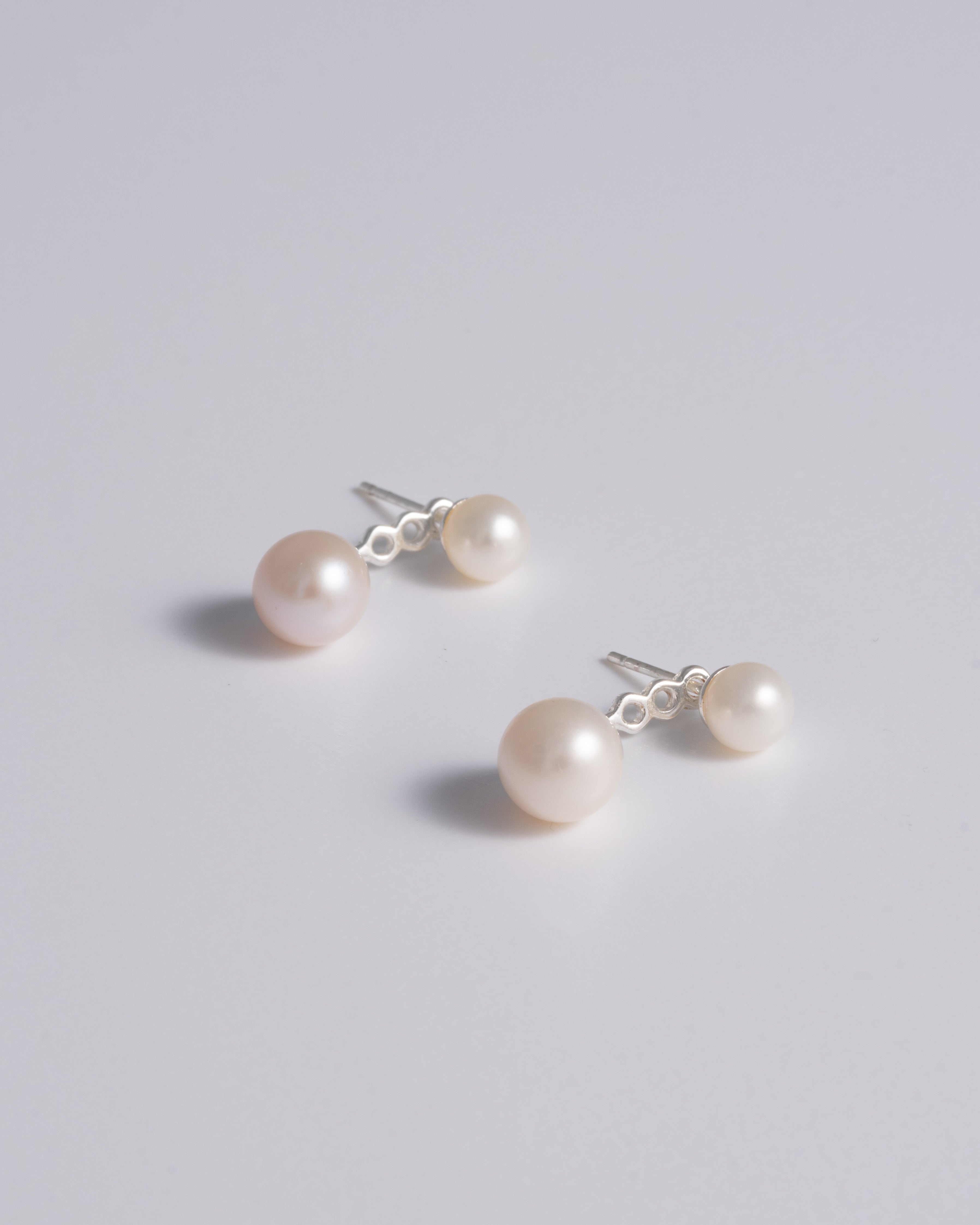 Mini Pearl Stud & Ear Jacket - Silver
