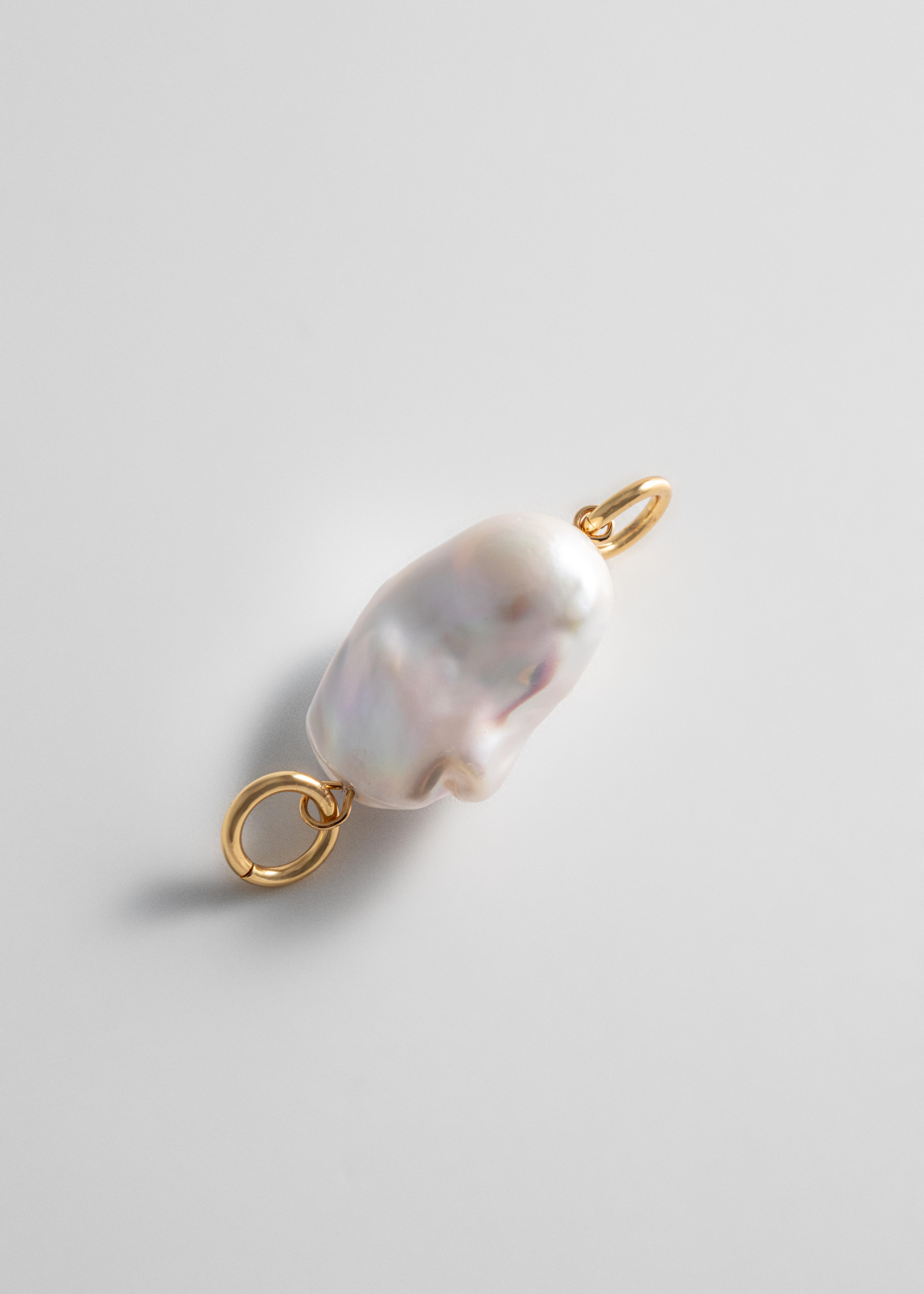 Double Sided Baroque Charm - Gold