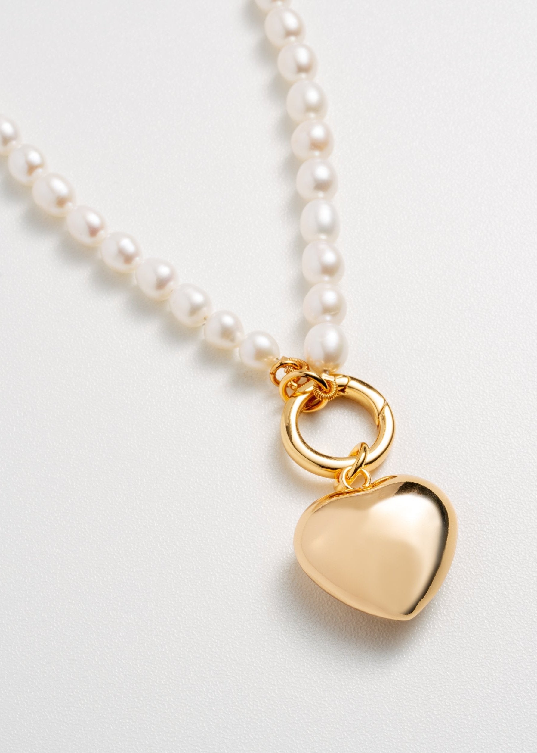 Queen of Pearls Necklace