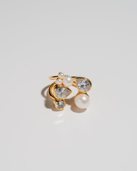 Load image into Gallery viewer, Diamonds &amp;amp; Pearls Ring
