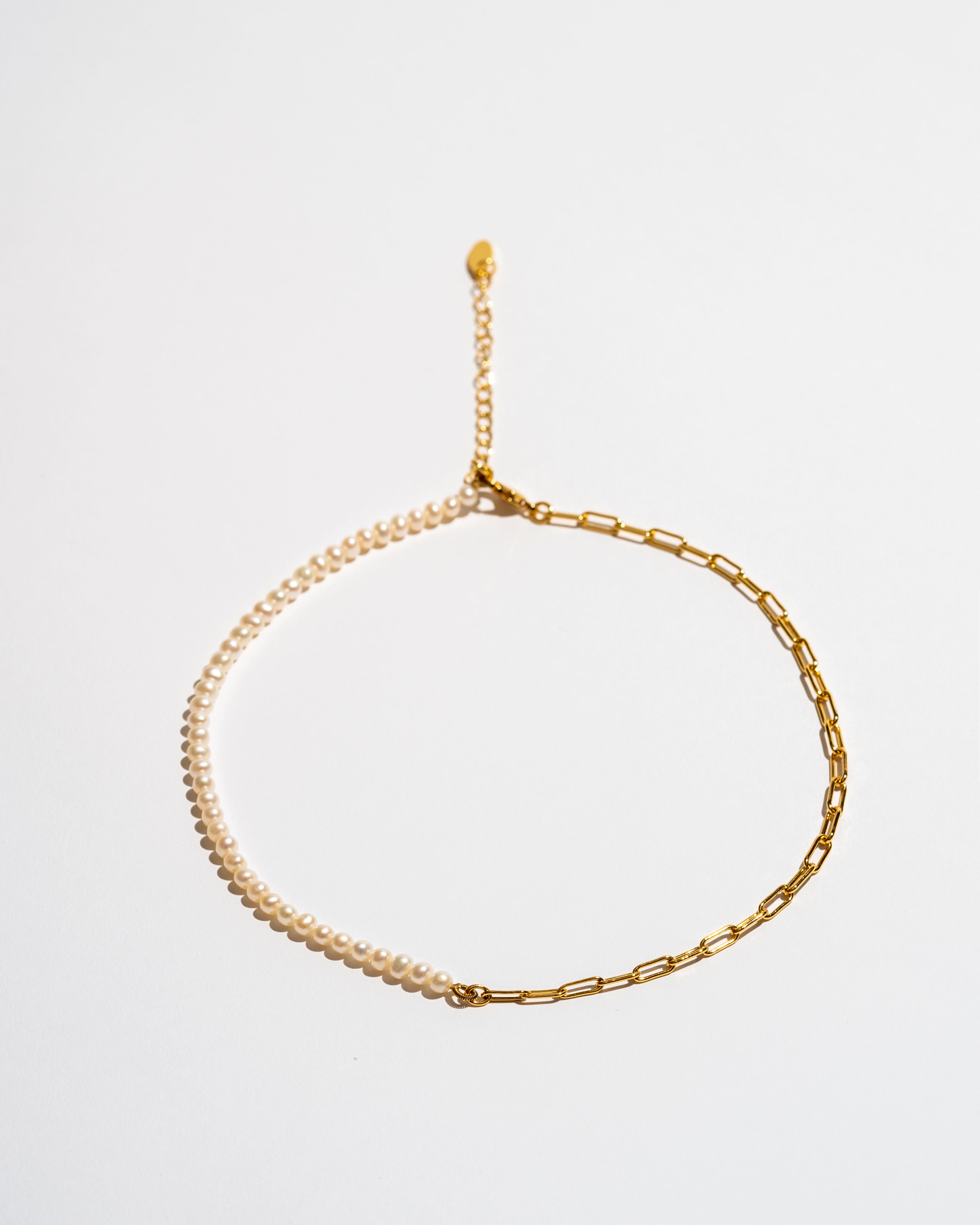 Who's That Pearl Necklace - Gold