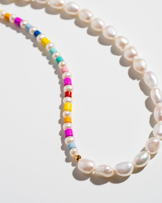 Load image into Gallery viewer, Dahlia Necklace
