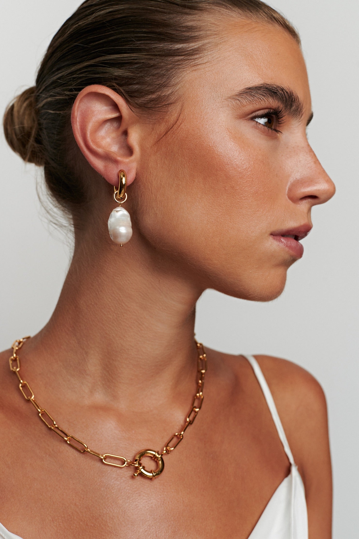 Lia Necklace - Gold