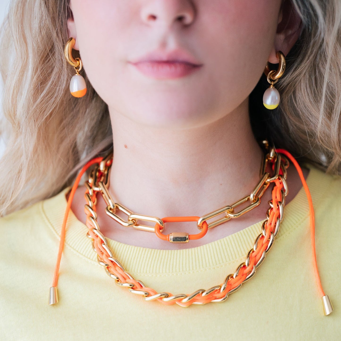 Collier "Orange is the New Black"